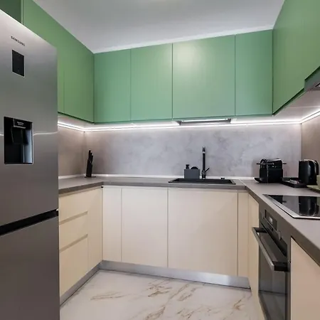 Emerald Charm One Cotroceni 5 Bucarest