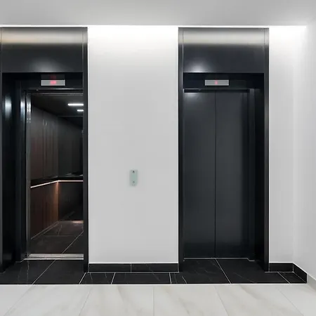 Emerald Charm One Cotroceni 5 Апартаменты *