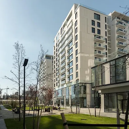 Emerald Charm One Cotroceni 5 *