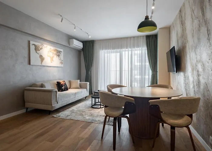 Emerald Charm One Cotroceni 5 * Bukarest